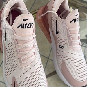 Nike Air 270 Women's Light Pink Sneakers